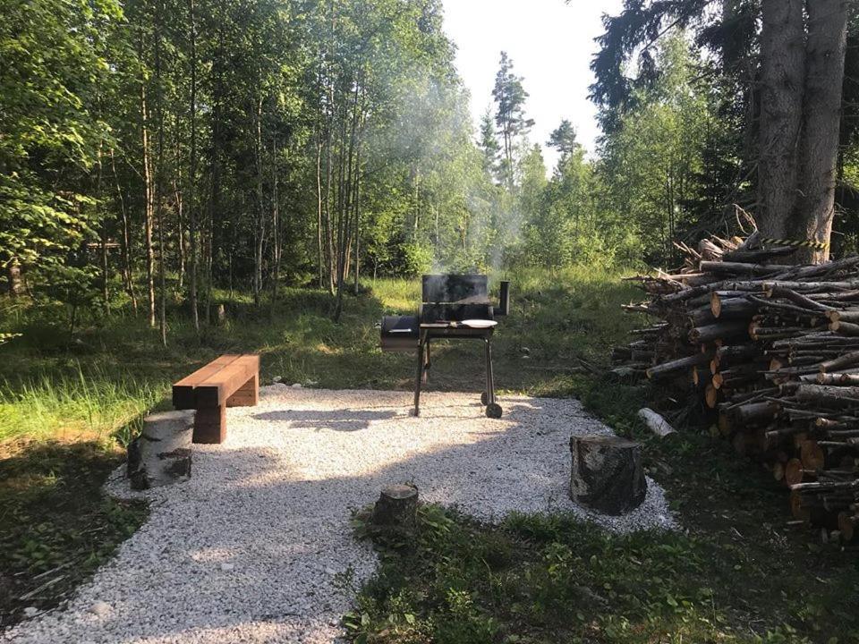 Tahkuna Forest House Korgessaare Экстерьер фото
